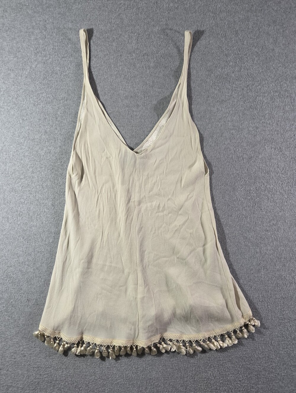 Reformation Women’s Sleeveless Cami Satin Top Cream Color Tassel Trim Size Small